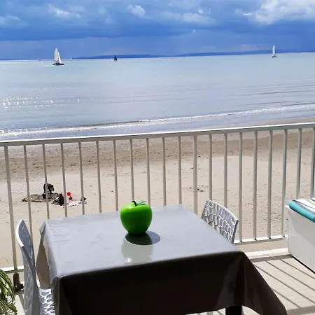 Cosy Seaside Apartment: Vue At Grau Du Roi *