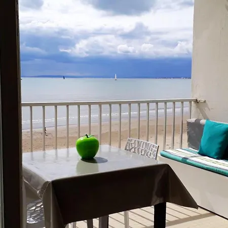 Cosy Seaside Apartment: Vue At Grau Du Roi